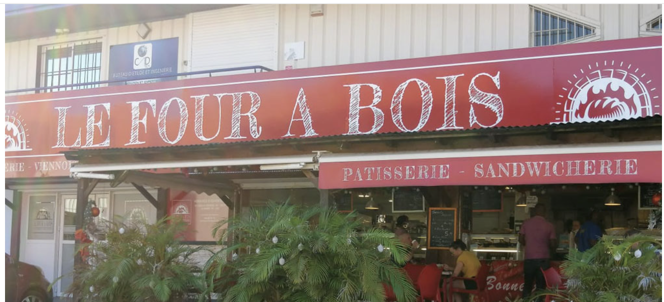 FOUR A BOIS